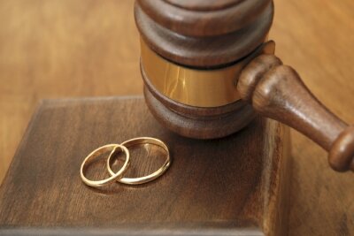 Развод через суд: документы, как подать заявление, процедура